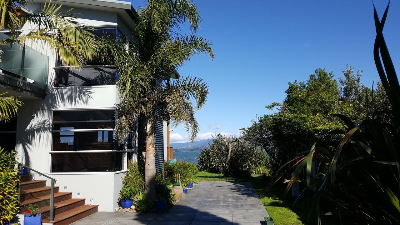 Athenree Waterside Accommodation Exterior photo